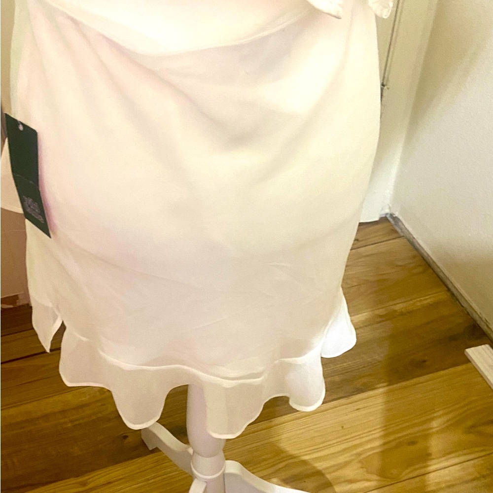 NWT xs short ruffle skirt